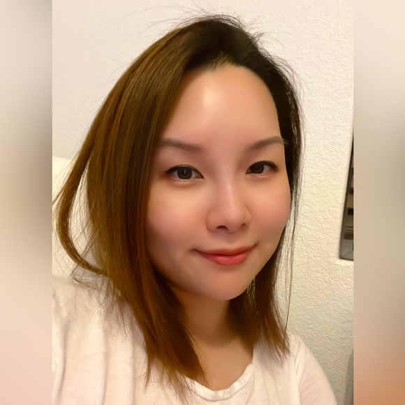 Hi! This is Yoona - Picture 1 of 1